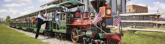 train-ride-at-sauder-village
