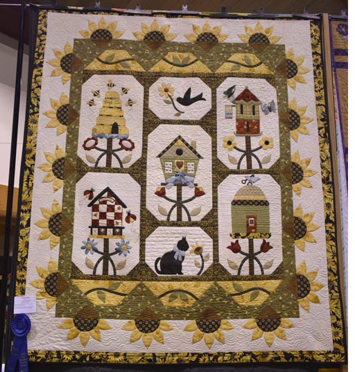 Large-Applique-Machine-Quilted-Winner-2024