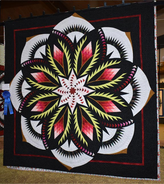 Medium-Pieced-Longarm-Midarm-Quilted-Winner-2024