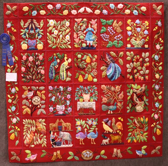Bride-in-Blue-SmallMixedTechnique-Quilt-winner-QuiltShow2025