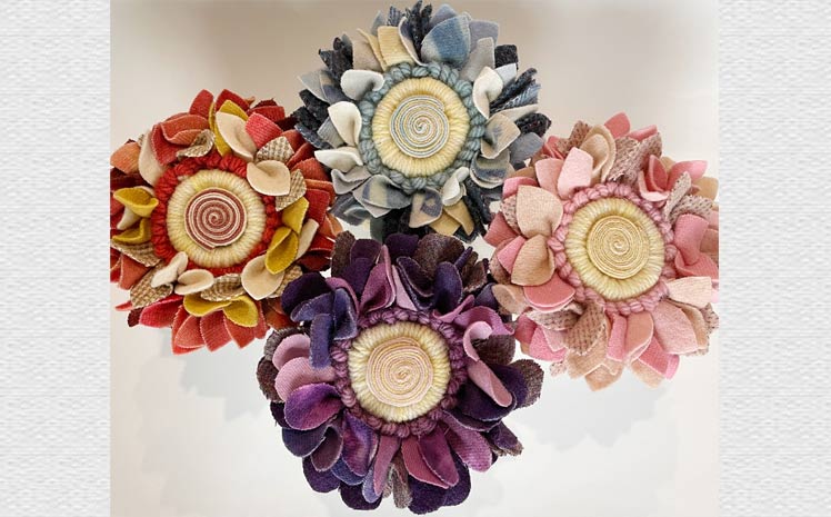 Proddy-Punch-Needle-flowers-Martin