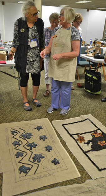 rug-hooking-teacher-and-student