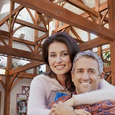 Guests-at-Inn-lobby-Sauder-Heritage