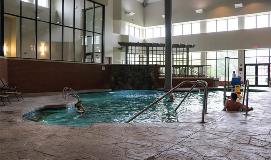 inn-pool-2