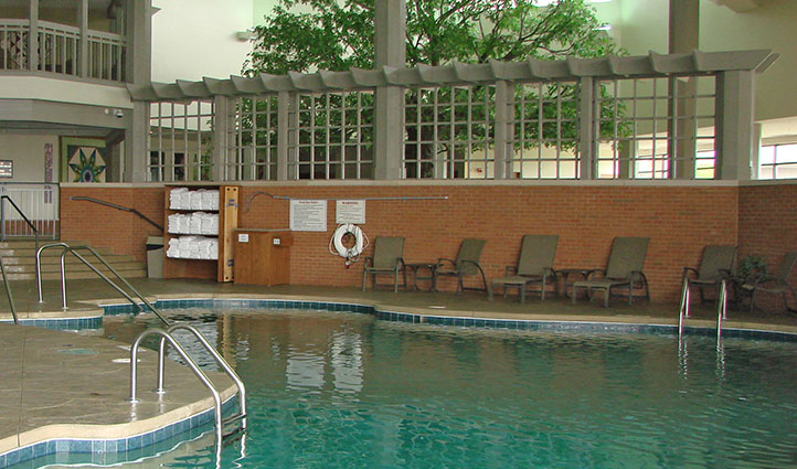 Indoor Pool Sauder Heritage Inn