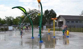 splash-pad-shower-house